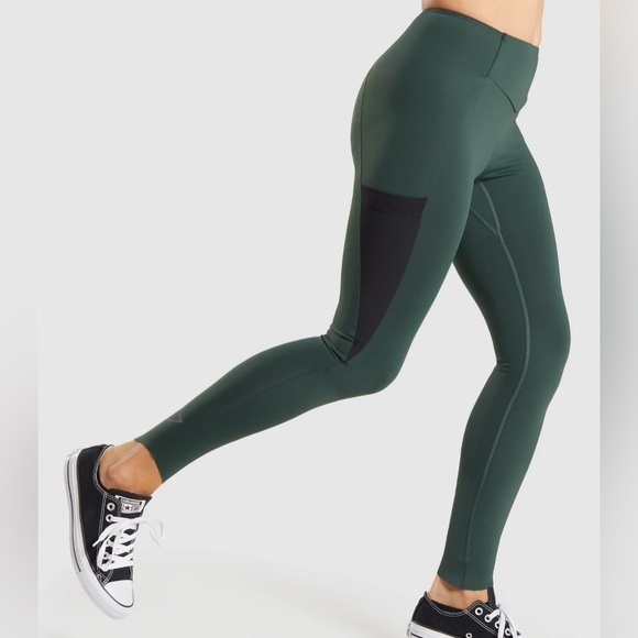 Gymshark Venture Leggings size large - Picture 3 of 6